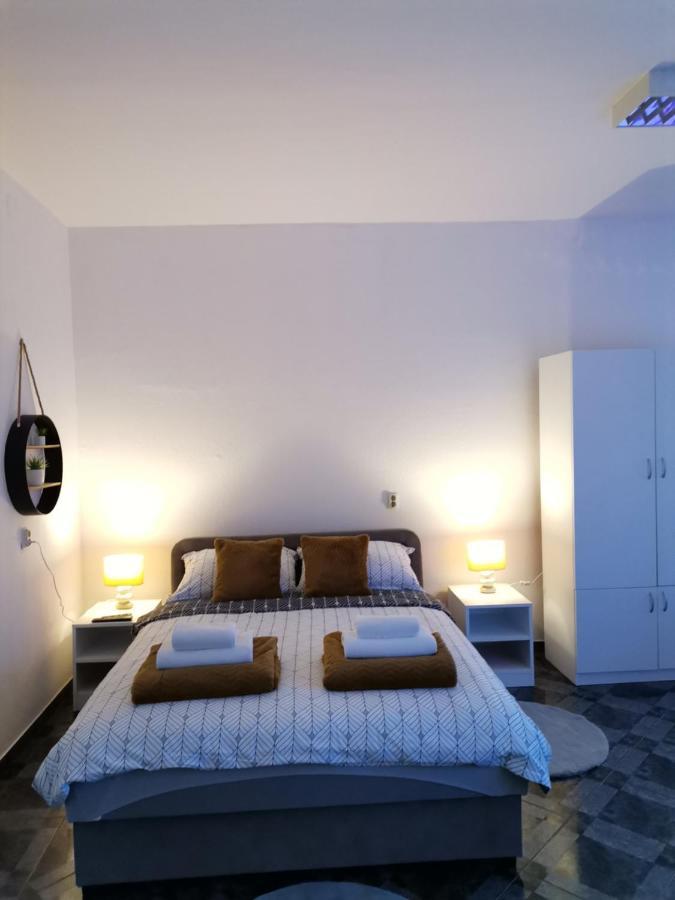 Lucija Apartment Gospic Exterior photo
